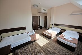 Aviator Hotel Wellness & SPA
