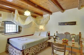 Elia Traditional Hotel & Spa