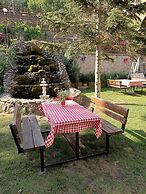 Abant Dort Mevsim Konagi