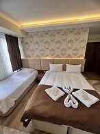 Abant Dort Mevsim Konagi