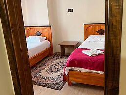 Abant Dort Mevsim Konagi