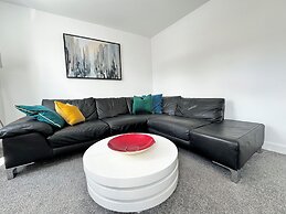 Lower Gill Gardens Penthouse