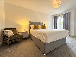 Lower Gill Gardens Penthouse