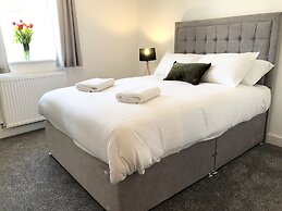 Lower Gill Gardens Penthouse