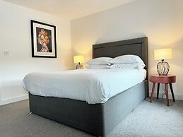 Lower Gill Gardens Penthouse