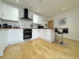 Lower Gill Gardens Penthouse