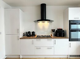 Lower Gill Gardens Penthouse