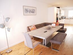 Lower Gill Gardens Penthouse