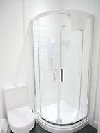 Lower Gill Gardens Penthouse