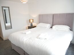 Lower Gill Gardens Penthouse