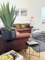 Lower Gill Gardens Penthouse