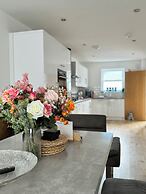 Lower Gill Gardens Penthouse