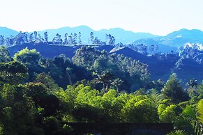 Refugio Puente Explanacion Ecolodge