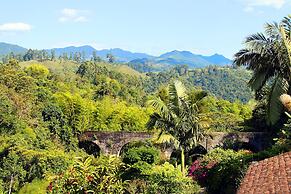 Refugio Puente Explanacion Ecolodge