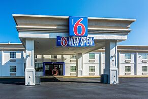 Motel 6 Petersburg, VA - Fort Lee
