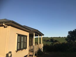 Hill's Creek Holiday Home