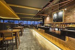 Nightcap at The Cheeky Squire