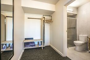 Nightcap at The Cheeky Squire