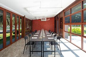 La Isla Pranburi Beach Resort