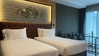 La Isla Pranburi Beach Resort