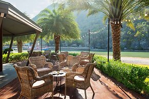 La Isla Pranburi Beach Resort