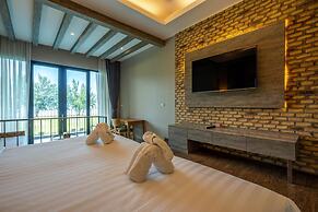 La Isla Pranburi Beach Resort