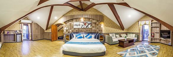 Royal Empire Boutique Hotel