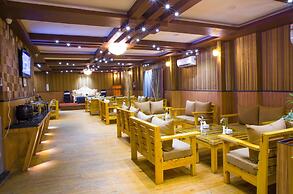 Royal Empire Boutique Hotel