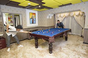 Royal Empire Boutique Hotel