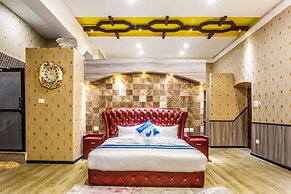 Royal Empire Boutique Hotel