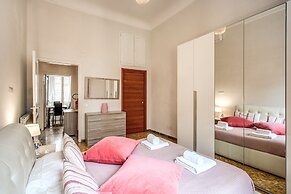 Colonna Suite Luxury - Termini Station Big Apartment