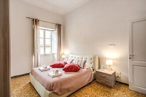 Colonna Suite Luxury - Termini Station Big Apartment