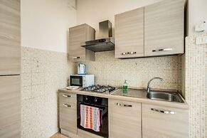 Colonna Suite Luxury - Termini Station Big Apartment