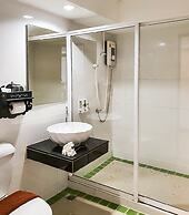 Phornpailin Riverside Resort