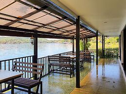 Phornpailin Riverside Resort
