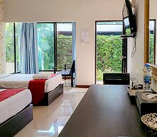 Phornpailin Riverside Resort