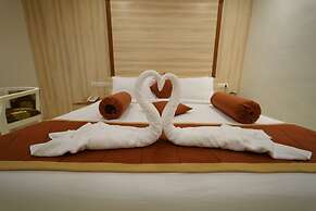 Hotel Palmyra Grand Inn