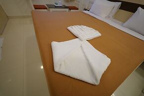 Hotel Palmyra Grand Inn