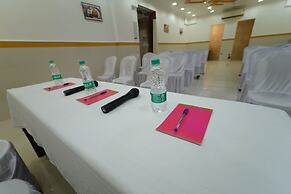 Hotel Palmyra Grand Inn