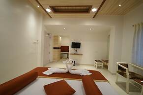 Hotel Palmyra Grand Inn