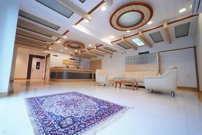 Hotel Palmyra Grand Inn