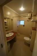 Hotel Palmyra Grand Inn