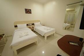 Hotel Palmyra Grand Inn