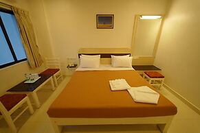 Hotel Palmyra Grand Inn