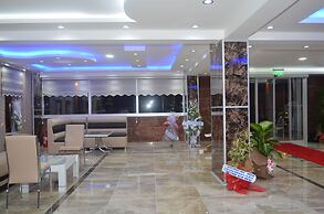 Oz Cavusoglu Hotel