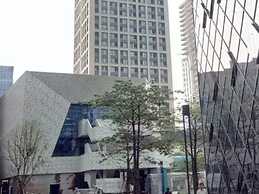 Guangzhou Laiste ApartHotel - Free Shuttle Bus to Canton Fair Complex 