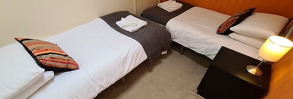 The Lamb and Flag Inn