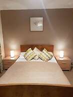 The Lamb and Flag Inn