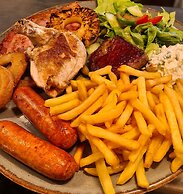 The Lamb and Flag Inn