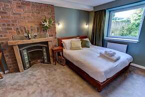 Friars Wynd Hotel